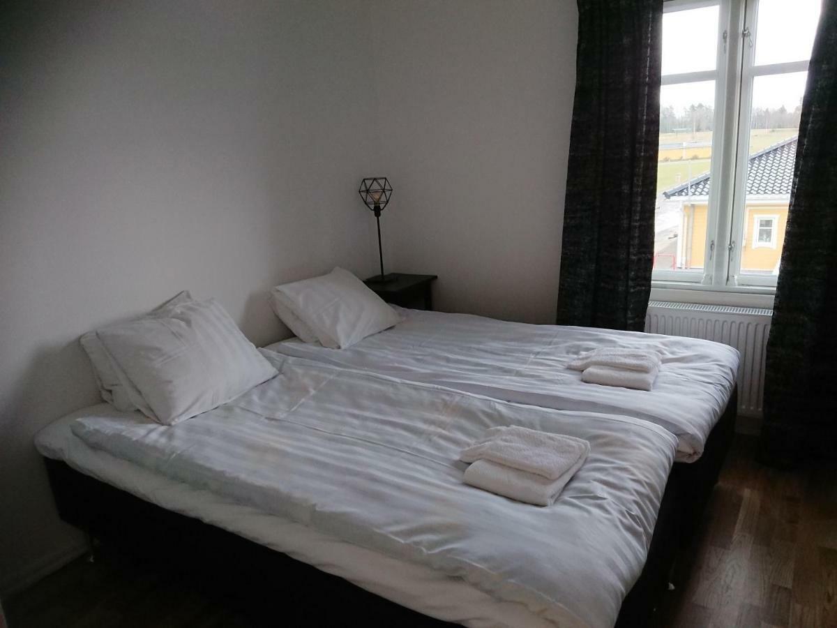 Melleruds Golfklubb Bed & Breakfast Zewnętrze zdjęcie