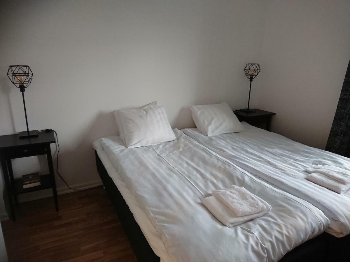 Melleruds Golfklubb Bed & Breakfast Zewnętrze zdjęcie